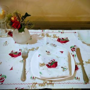 Mat and Napkins Set